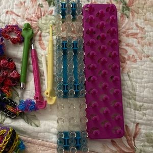 Selling the whole thing hook,rack, and Bracelet.